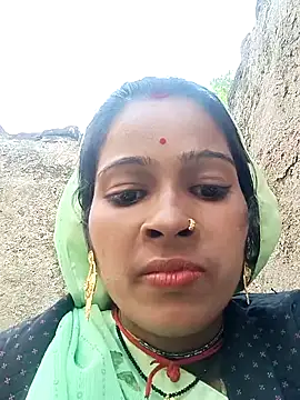 Arini Arora online show from February 2025 11:10:02 AM