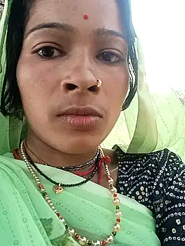 Arini Arora online show from March 2025 09:18:02 AM