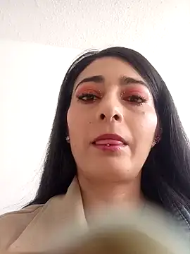 BELLA--26 online show from January 2025 02:39:01 PM