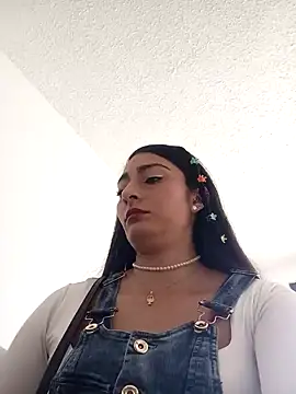 BELLA--26 online show from January 2025 02:23:01 PM