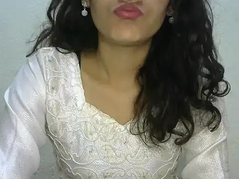 Horny honey69 online show from March 2025 04:02:01 PM
