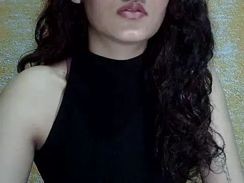 Horny honey69 online show from September 2025 01:43:02 PM