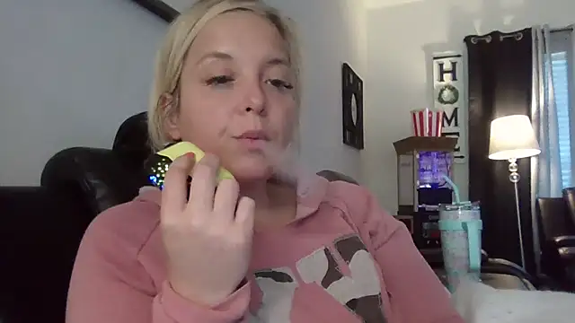 JennaLynn785 online show from February 2025 07:52:02 PM