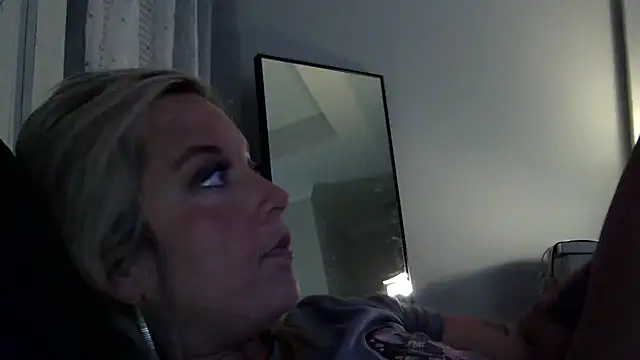 JennaLynn785 online show from February 2025 07:12:02 AM