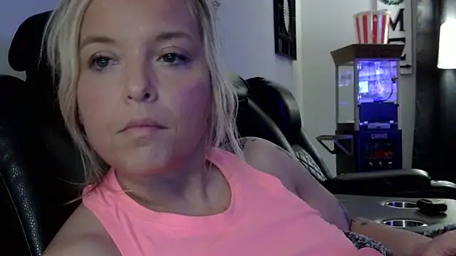 JennaLynn785 online show from February 2025 11:02:02 AM