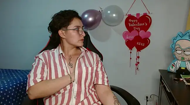 Snapshot of alex_parker07 chatting on February 2025 05:41:01 AM alex parker07 online show from February 2025 05:41:01 AM