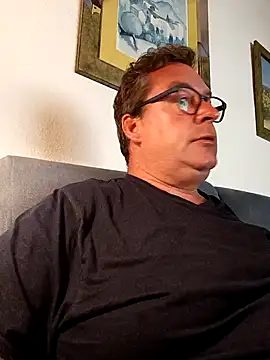 MountJohnXL online show from January 2025 12:26:01 AM