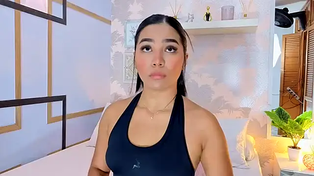 Snapshot of CharlotteGraay chatting on November 2025 07:36:03 PM CharlotteGraay online show from November 2025 07:36:03 PM