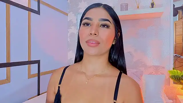 Snapshot of CharlotteGraay chatting on December 2025 08:16:02 PM CharlotteGraay online show from December 2025 08:16:02 PM