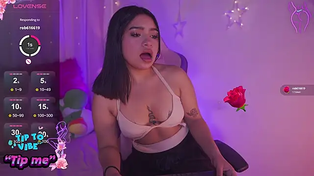 emma soffia  online show from February 2025 07:13:01 PM