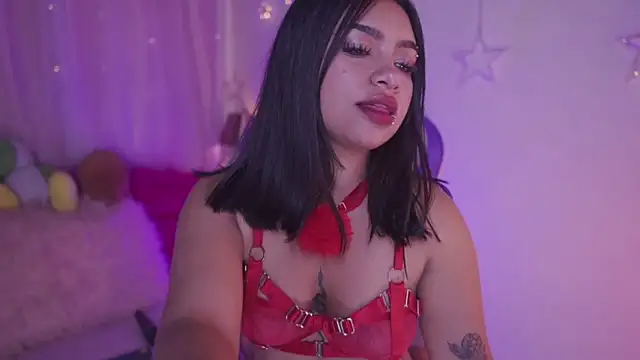 emma soffia  online show from February 2025 06:49:02 PM