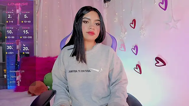 emma soffia  online show from March 2025 08:55:01 PM