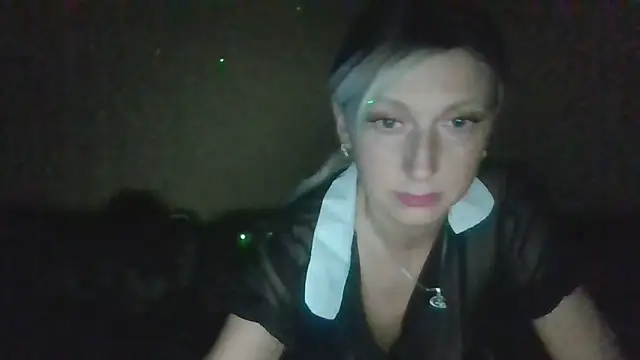 LilianaStrey online show from September 2025 08:53:01 PM