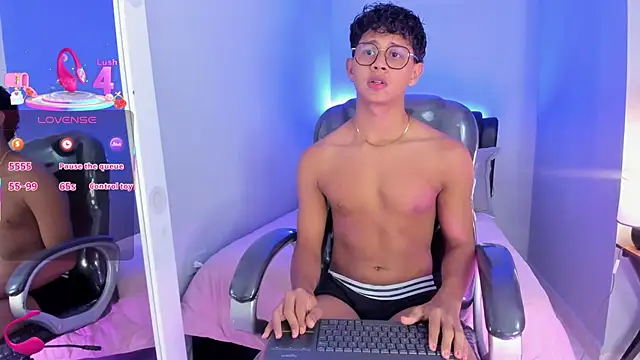 Dawn16  online show from November 2025 01:59:02 PM