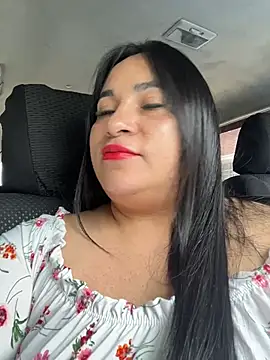 Miia Jazmin online show from November 2025 04:07:01 PM