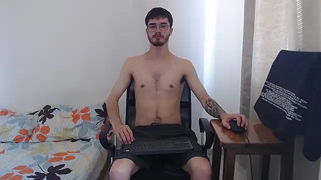 Aleex Miller online show from November 2025 04:30:01 PM