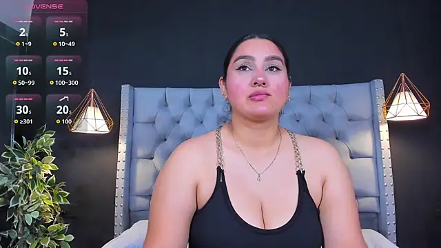 AlexaMora  online show from September 2025 11:32:01 AM