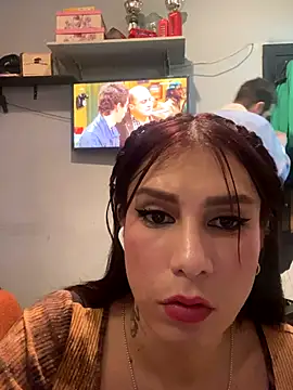 Snapshot of roussfantastic chatting on December 2025 07:03:02 AM roussfantastic online show from December 2025 07:03:02 AM