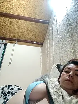 queencarlota82 online show from March 2025 06:16:02 AM