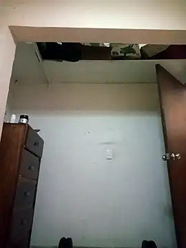 Snapshot of LuisMex1998 chatting on November 2025 09:52:02 AM LuisMex1998 online show from November 2025 09:52:02 AM