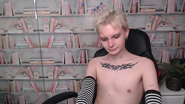 DemianEnglen online show from February 2025 08:54:02 PM