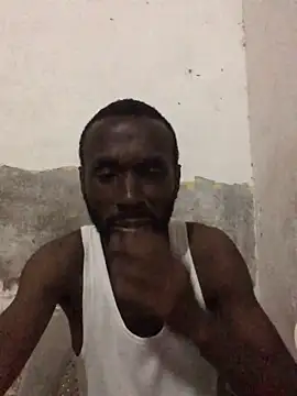 Snapshot of onewinnertee chatting on November 2025 11:02:01 PM onewinnertee online show from November 2025 11:02:01 PM