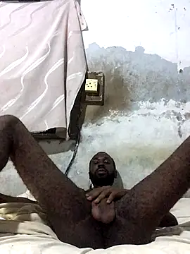 Snapshot of onewinnertee chatting on November 2025 12:32:01 AM onewinnertee online show from November 2025 12:32:01 AM