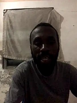 Snapshot of onewinnertee chatting on December 2025 12:18:01 AM onewinnertee online show from December 2025 12:18:01 AM