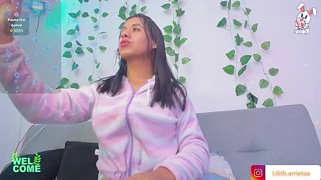 Snapshot of LiiLiith-1 chatting on December 2025 05:27:02 AM LiiLiith-1 online show from December 2025 05:27:02 AM