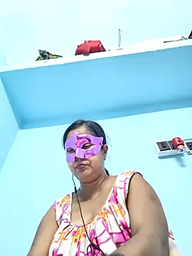 mahi43 online show from February 2025 07:54:02 PM