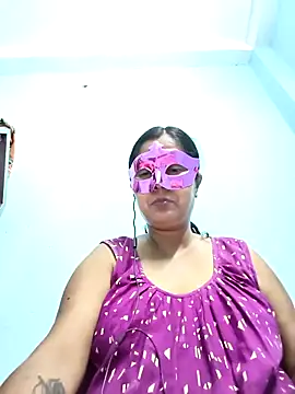 mahi43 online show from February 2025 08:31:02 PM