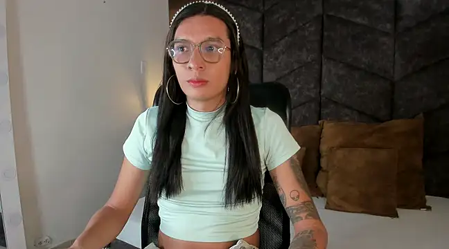 LauraaGomezz   online show from February 2025 07:32:02 PM
