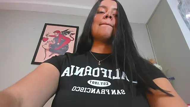 Snapshot of evaa_greey chatting on October 2025 08:07:01 PM evaa greey online show from October 2025 08:07:01 PM