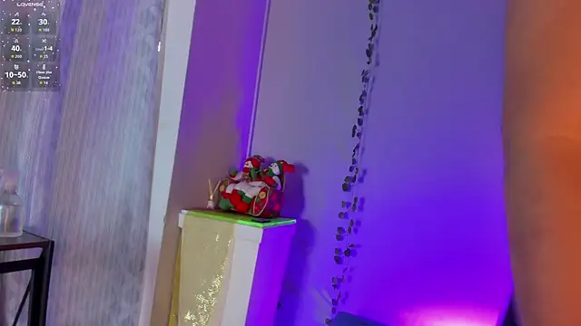 Snapshot of evaa_greey chatting on December 2025 08:02:01 PM evaa greey online show from December 2025 08:02:01 PM