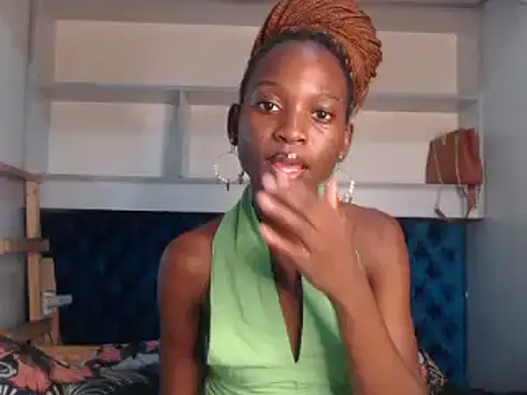 Snapshot of YoungDiva69 chatting on February 2025 12:17:01 PM YoungDiva69 online show from February 2025 12:17:01 PM
