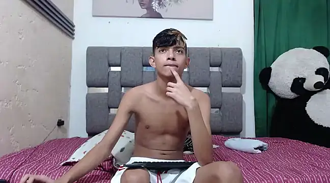 Snapshot of KING_STYLE2 chatting on February 2025 02:18:01 AM KING STYLE2 online show from February 2025 02:18:01 AM