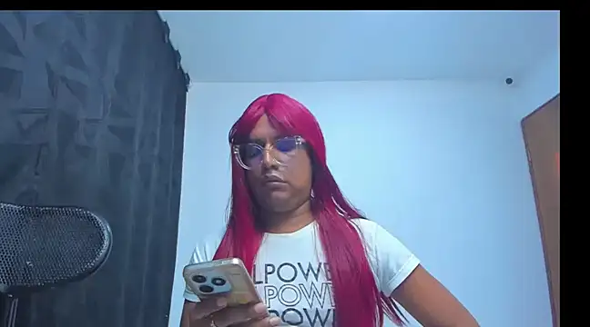 Snapshot of monsterdickcessy_22cm chatting on February 2025 02:44:01 PM monsterdickcessy 22cm online show from February 2025 02:44:01 PM