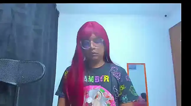 Snapshot of monsterdickcessy_22cm chatting on February 2025 01:30:01 PM monsterdickcessy 22cm online show from February 2025 01:30:01 PM