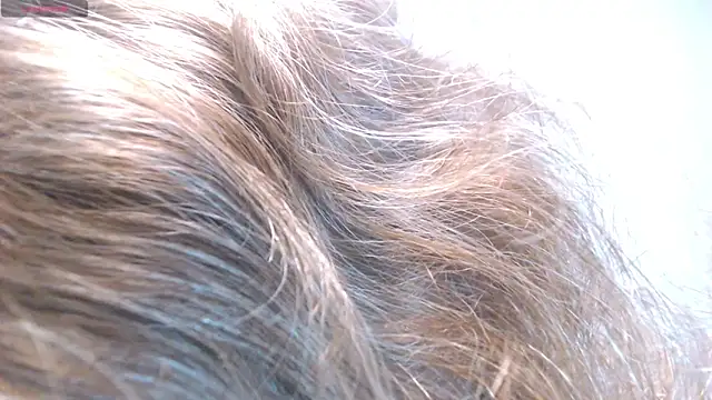 Snapshot of Ju-Hot chatting on December 2024 09:00:01 PM Ju-Hot online show from December 2024 09:00:01 PM