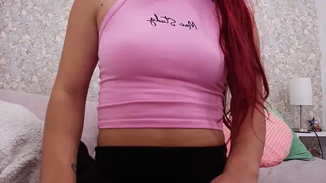 Snapshot of sharlott_miller chatting on October 2025 03:05:01 AM sharlott miller online show from October 2025 03:05:01 AM