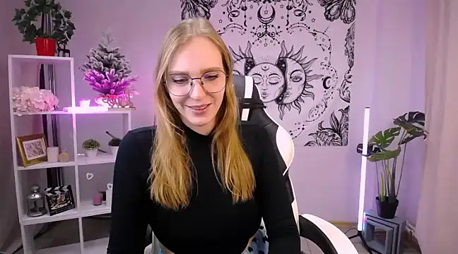 VeronicaAndersen online show from February 2025 09:30:02 AM