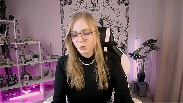 VeronicaAndersen online show from March 2025 09:26:02 PM