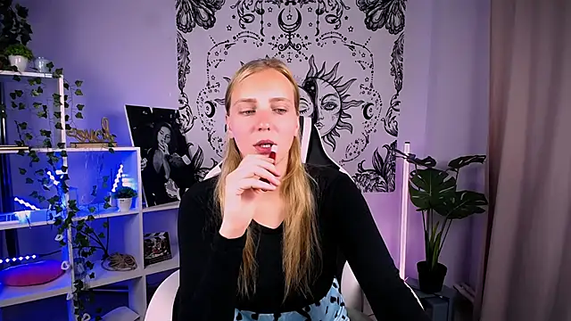 VeronicaAndersen online show from September 2025 02:37:01 AM
