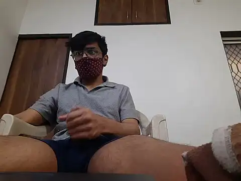 Snapshot of kk77102 chatting on March 2025 12:00:01 PM kk77102 online show from March 2025 12:00:01 PM