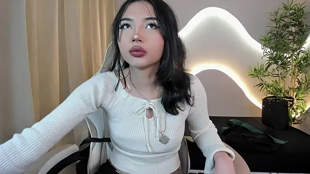 xamixa  online show from September 2025 01:02:01 PM
