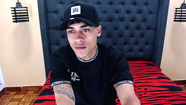 AndruCute online show from March 2025 03:33:01 AM