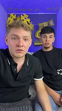 Snapshot of Angel_Montiell chatting on October 2025 02:33:01 AM Angel Montiell online show from October 2025 02:33:01 AM