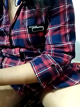 Snapshot of Radhika-mahi chatting on November 2025 04:51:01 PM Radhika-mahi online show from November 2025 04:51:01 PM