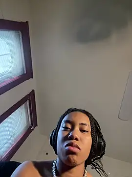 lifeoftt 18xx online show from February 2025 12:57:02 AM