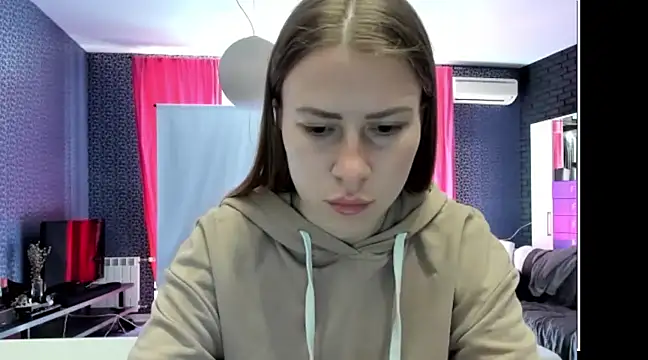vikky s1 online show from March 2025 11:09:02 AM